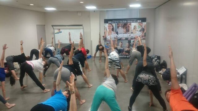 【セミナー報告】 リフレッシュエクササイズ KAZE prep ～筋膜の走行を考慮した新しいファンクショナルメソッド～
