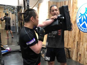 ミットの持ち方