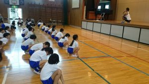 小学生の体幹トレーニング